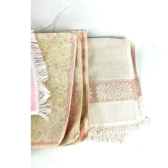 VTG Lot 4 Retro Floral Pink Hand Towels Canon 60s 70s Fringe Reversible - Picture 4 of 14